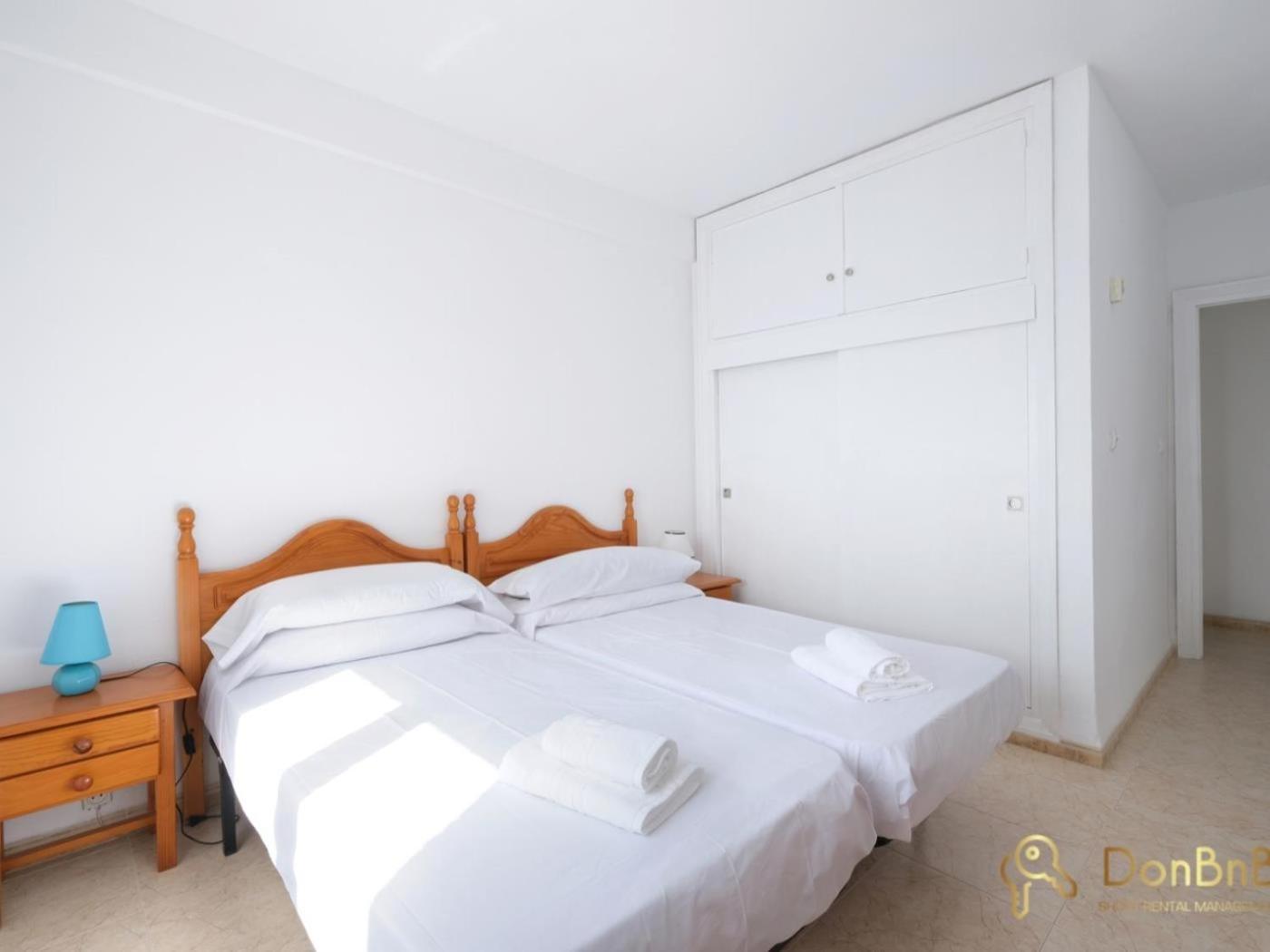 Apartamento Con Piscina En La Primera Linea De Playa De פואנגירולה חדר תמונה