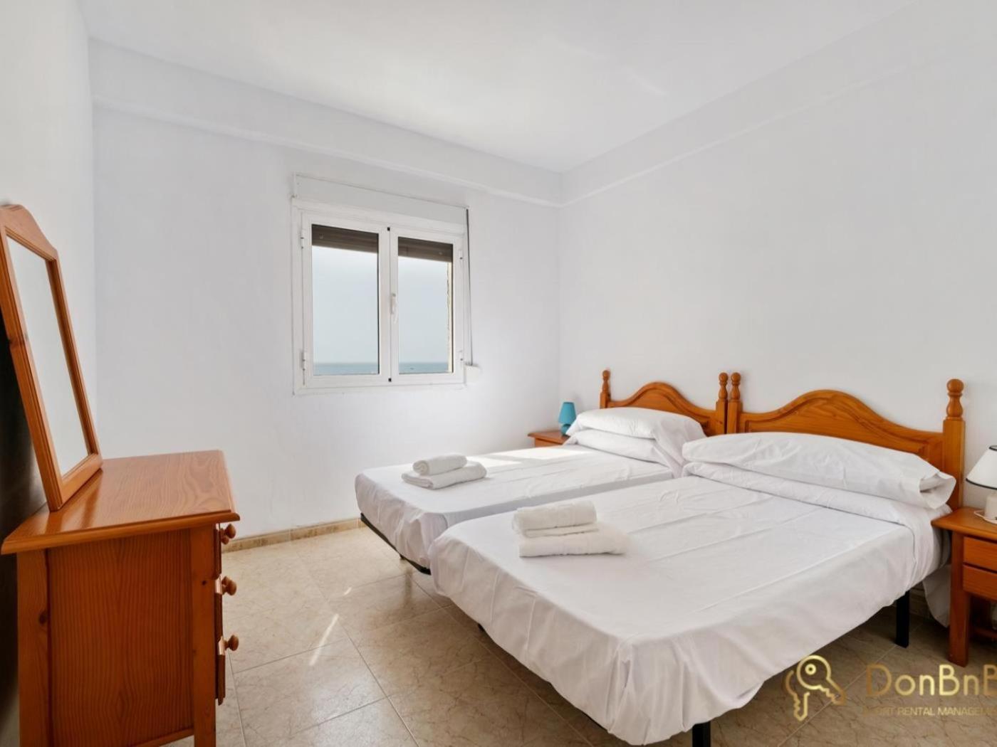 Apartamento Con Piscina En La Primera Linea De Playa De פואנגירולה חדר תמונה