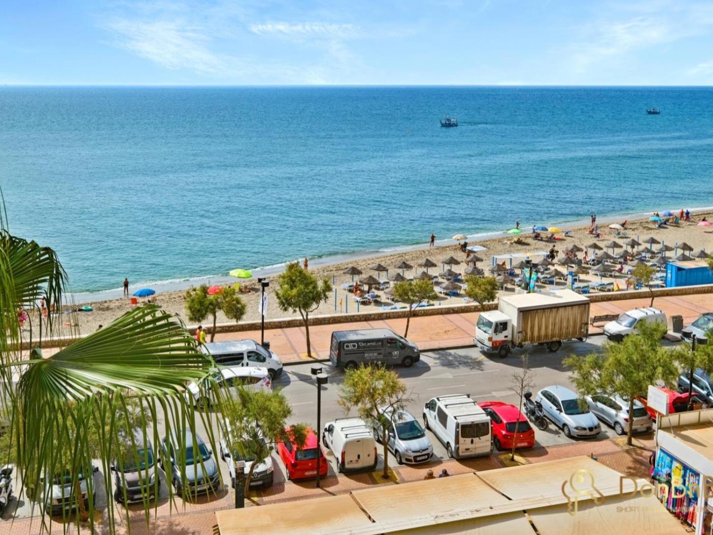 Apartamento Con Piscina En La Primera Linea De Playa De פואנגירולה חדר תמונה