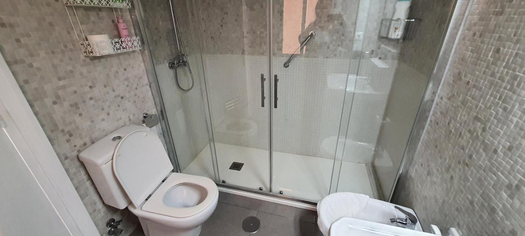 Apartamento Con Piscina En La Primera Linea De Playa De פואנגירולה מראה חיצוני תמונה
