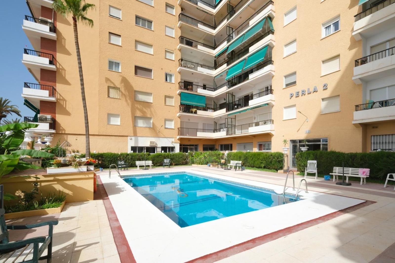 Apartamento Con Piscina En La Primera Linea De Playa De פואנגירולה מראה חיצוני תמונה
